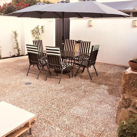 Acogedora Casa Con Patio En El Tiemblo Apartman Kültér fotó